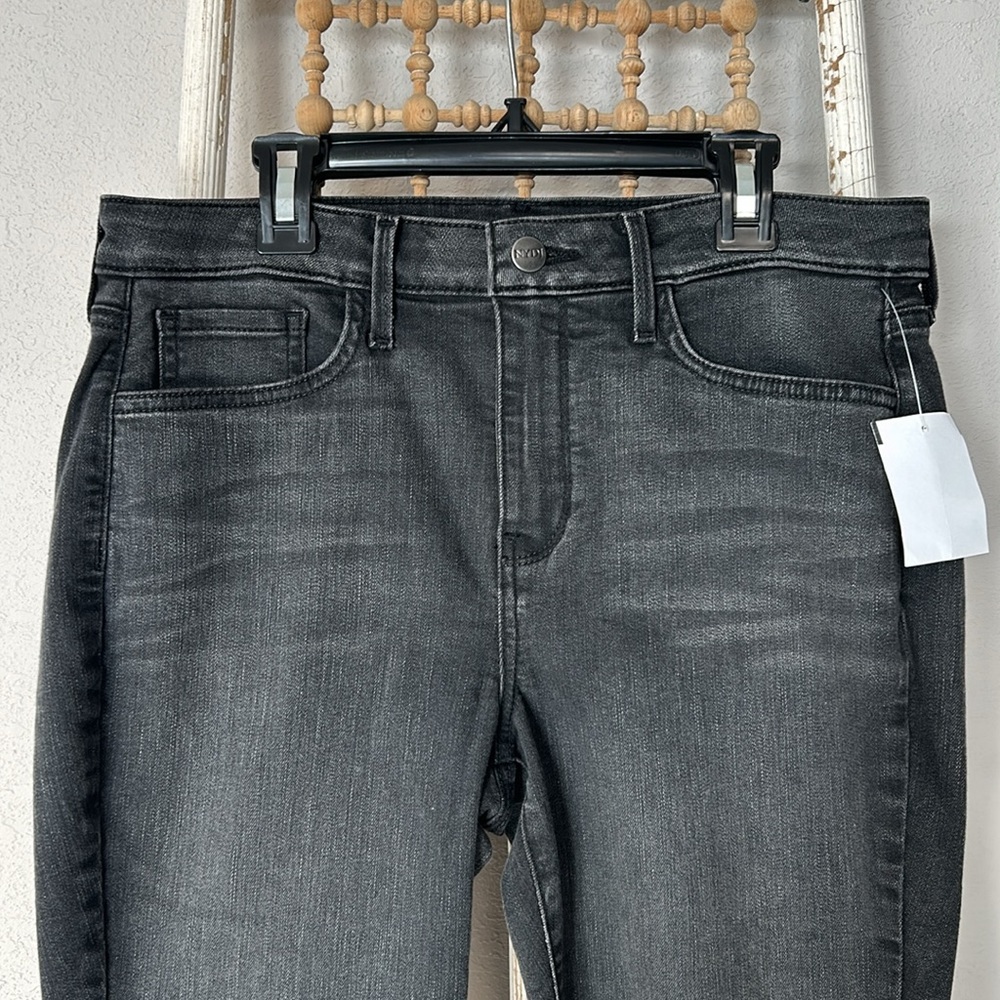 31” Waist, Black NYDJ Stretchy Ankle Jeans NWT